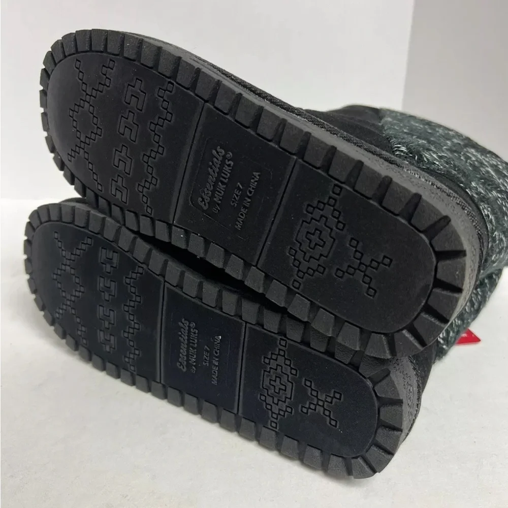 MukLuks Womens Sarina Boot Black 7 M